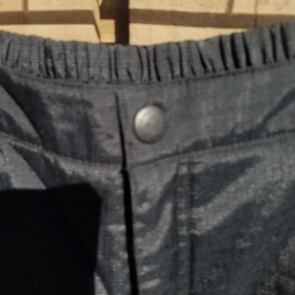 Columbia techtonite black ski pants unisex